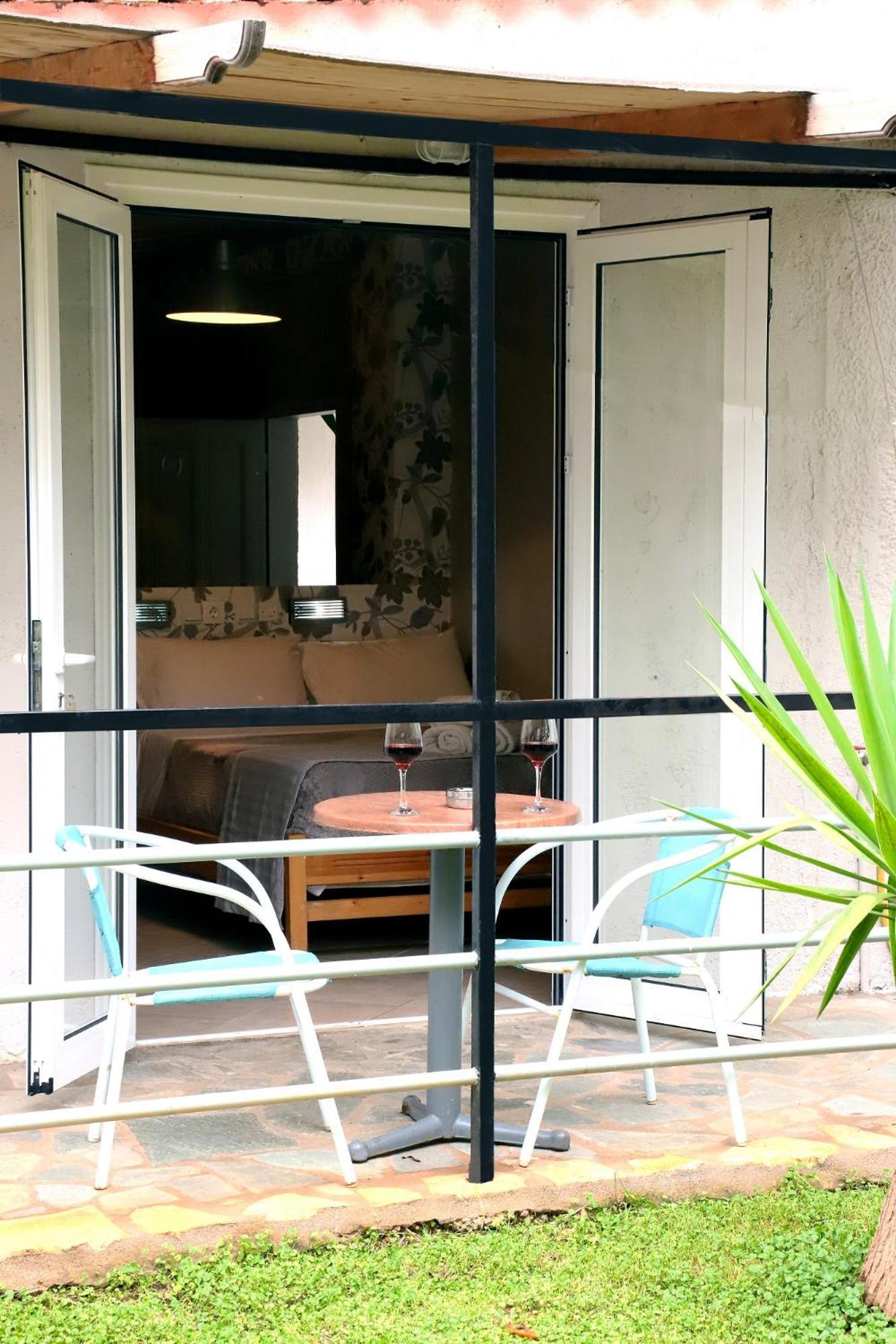 Potamaki Studios & Apartments Stoúpa Cameră foto